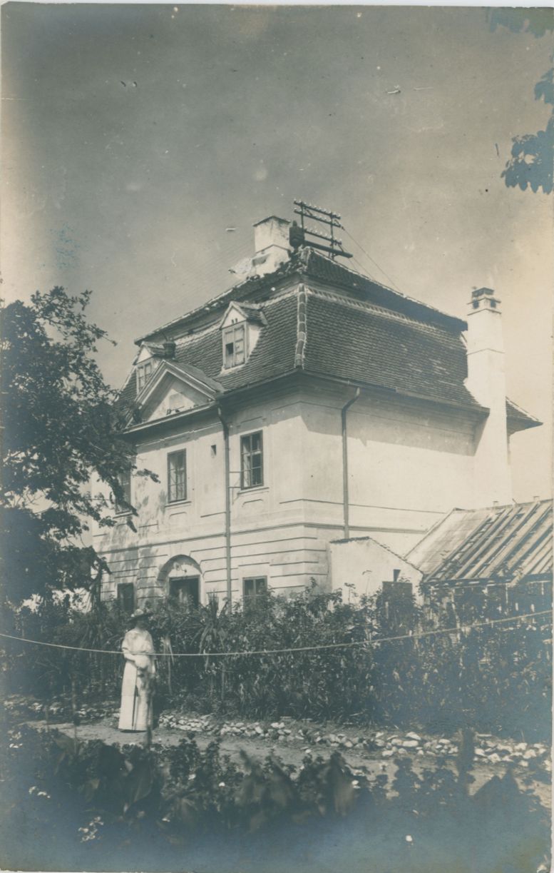 Vlaška ulica. Biskupska vrtna kućica sagrađena 1790. godine